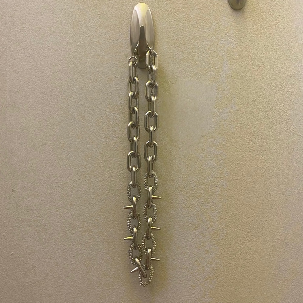 ASOS silver streetwear chain